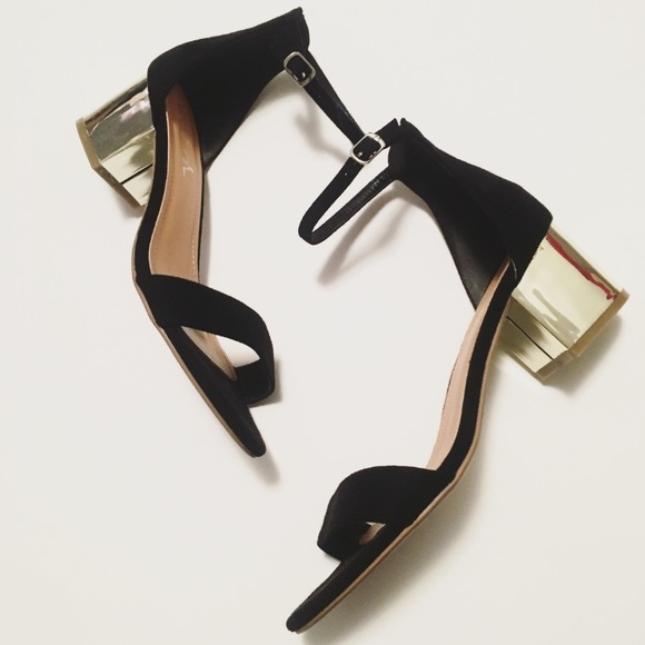 Lulus Shoes - Black and Gold Heels